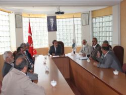 Bulutlar vatandaşı dinliyor